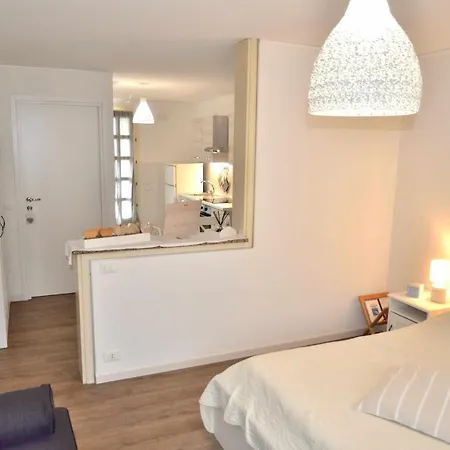 Prestige Apt Near Venice